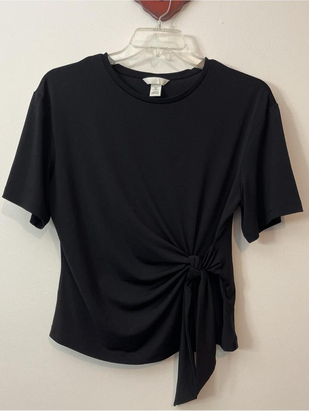 HM Womens Medium Black Wrap-Tie Stretchy Ruched Short-Sleeved Blouse! A1151
